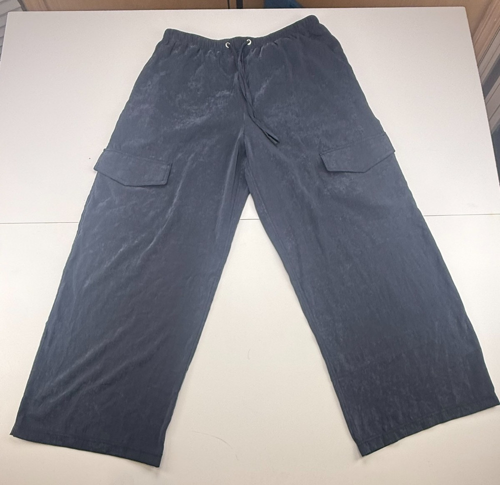 Lululemon Dance Studio Cargo Pants Womens L Black Relaxed Fit Wide Leg
